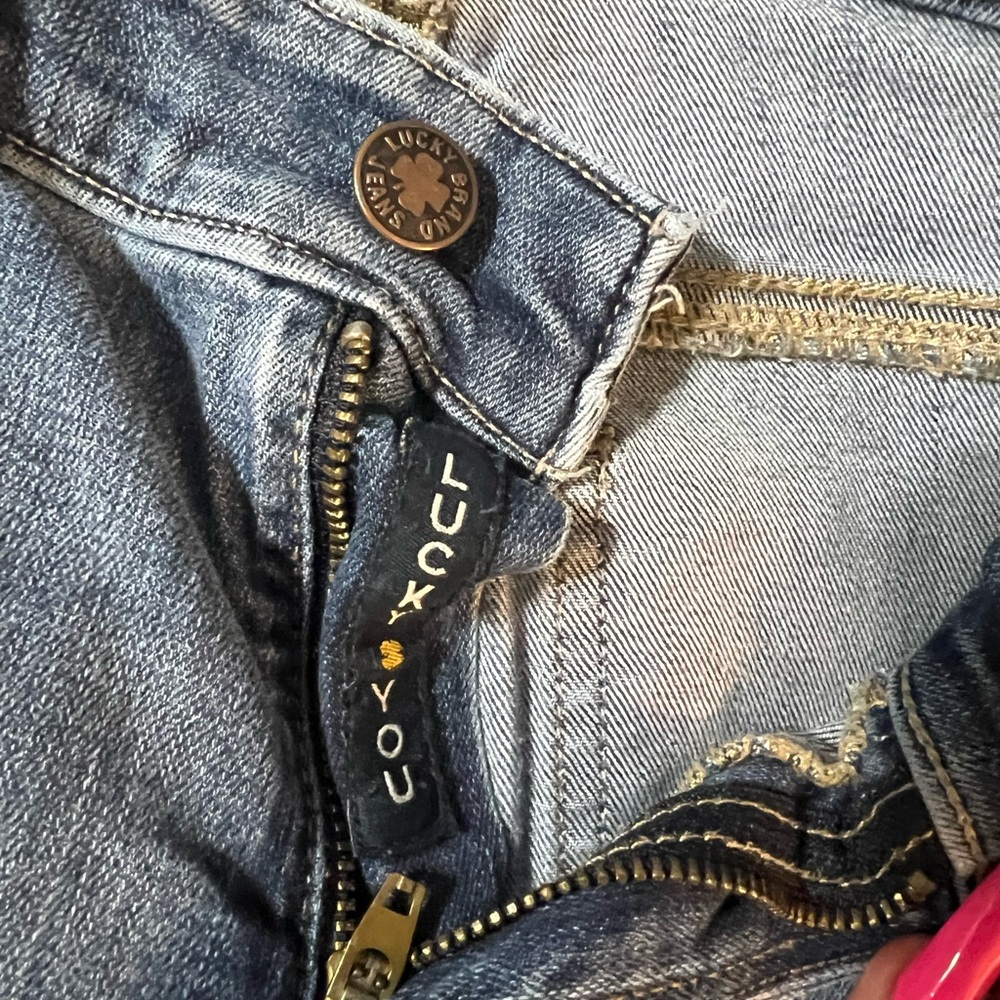 💖👖🌸LUCKY brand distressed straight leg jeans